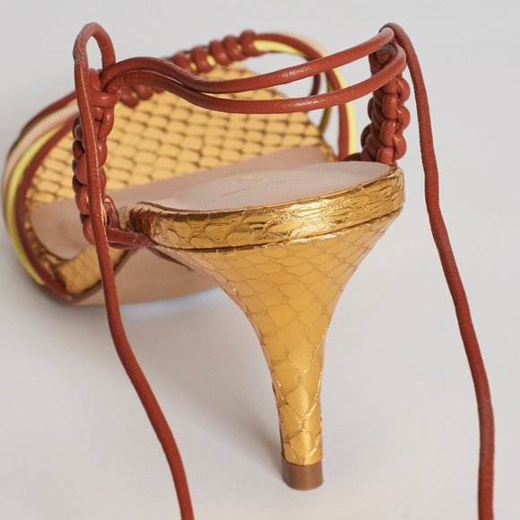 OPEN TOE SHORT HEEL WRAP GOLD AND BROWN SANDALS WITH MULTI-COLOR TASSELS - Picture 3 of 4